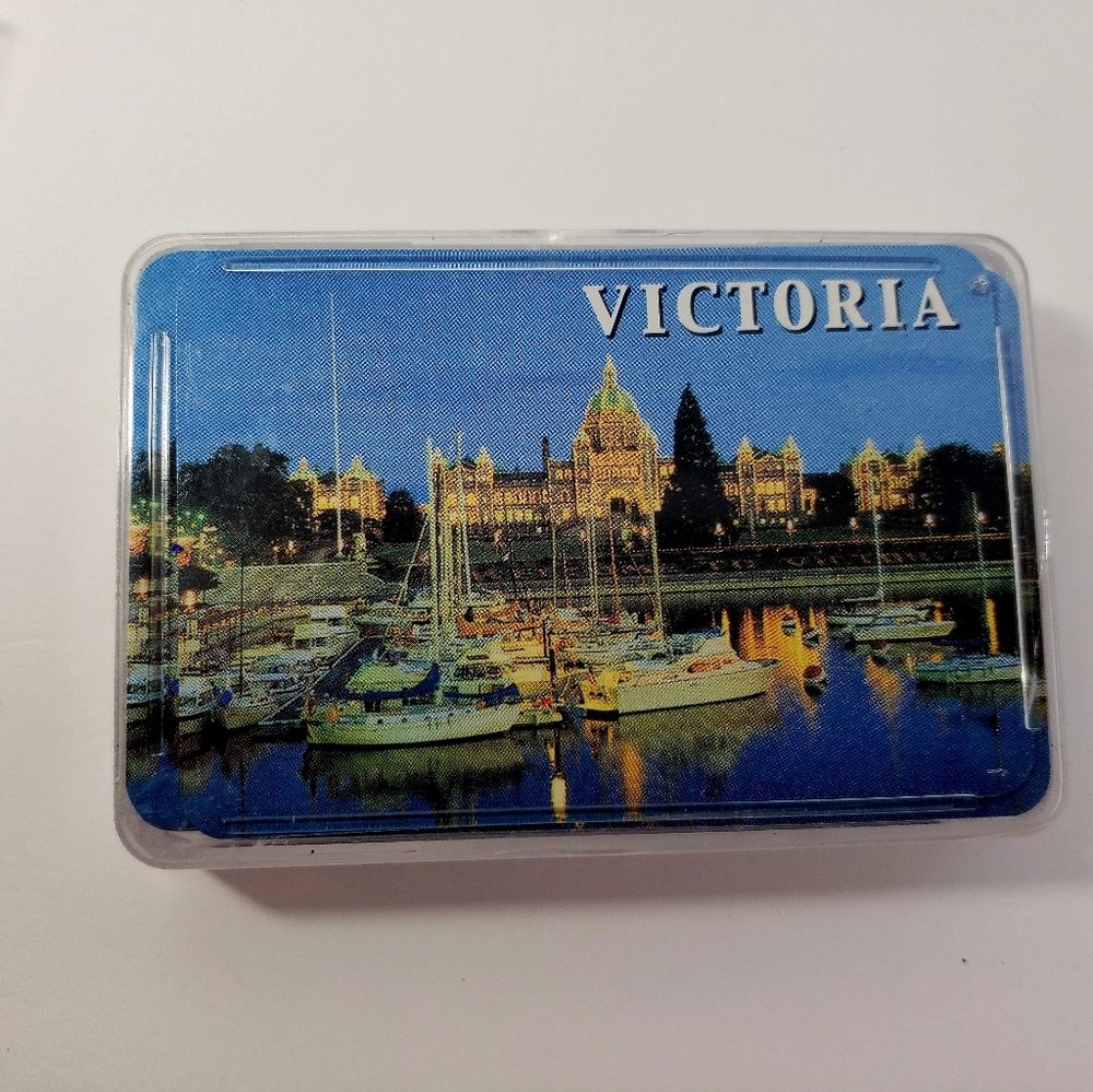 Victoria Playing Cards - Picture 7 of 7